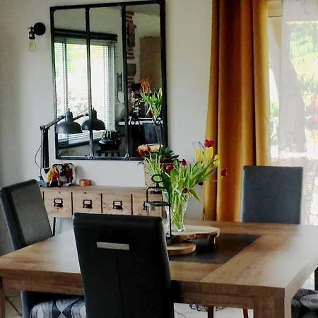 Gers Habitation بيت للعطل *